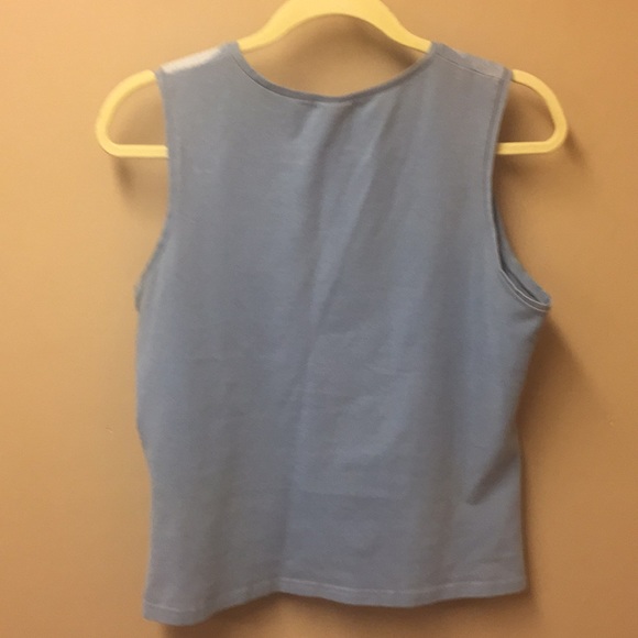 🔥 MARK DOWN GAP Sleeveless Top - Picture 2 of 5